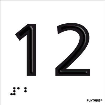 Placa número 12 en braille y altorrelieve
