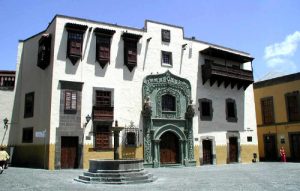 Fachada del Museo Casa Colon.