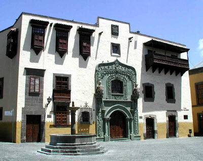 Fachada del Museo Casa Colon.