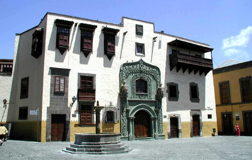 Fachada del Museo Casa Colon.
