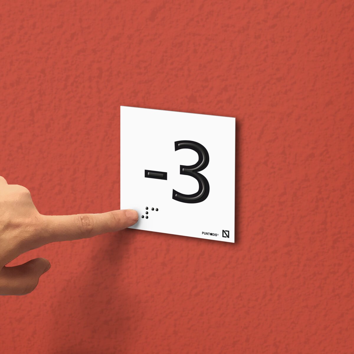 Ejemplo de colocación en pared de la placa del número -3