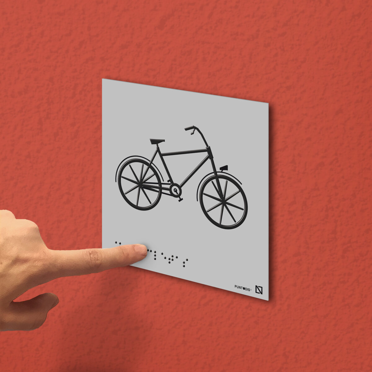 Ejemplo de colocación en pared de la placa