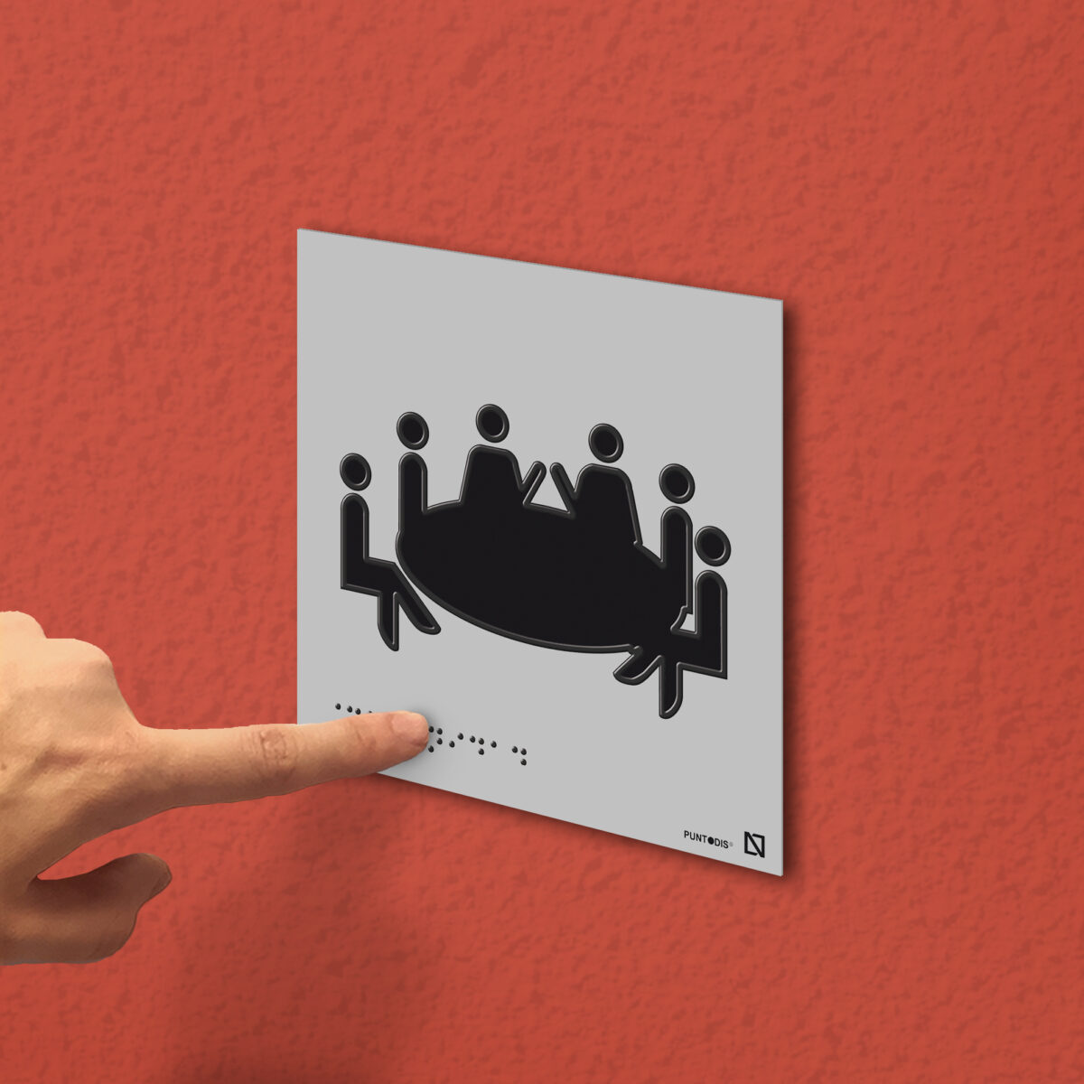Ejemplo de colocación en pared de la placa