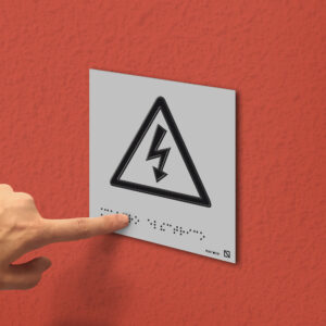 Ejemplo de colocación en pared de la placa Cuadro eléctrico