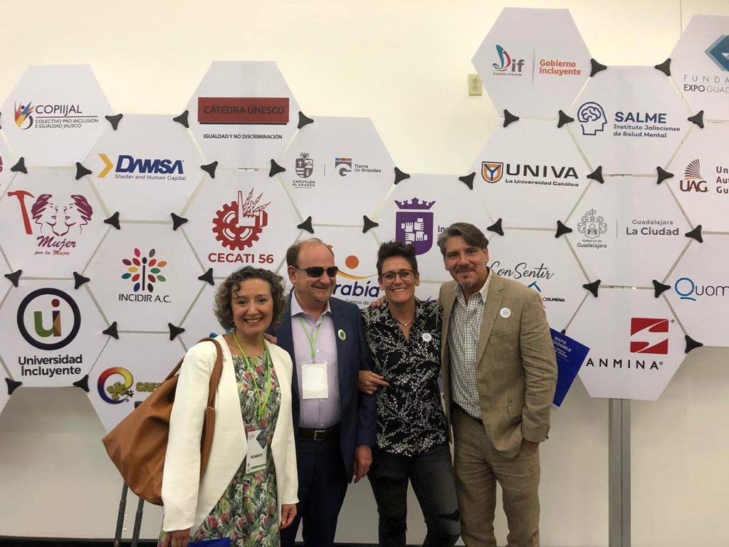 JJ, Tatiana Alemán y representantes de ayuntamiento de Zapopan