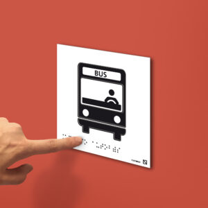 Ejemplo de colocación en pared de la placa