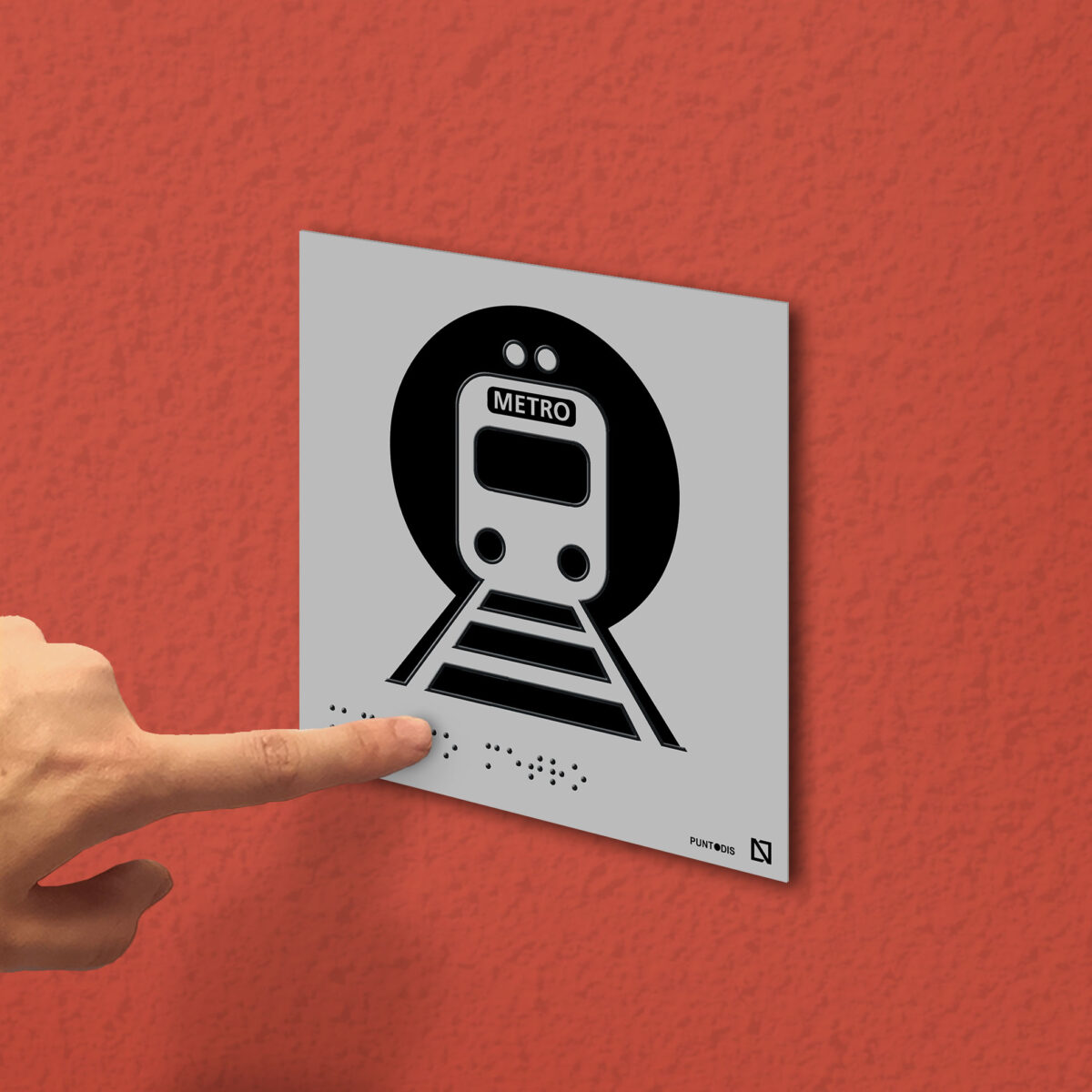 Ejemplo de colocación en pared de la placa