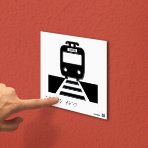 Ejemplo de colocación en pared de la placa