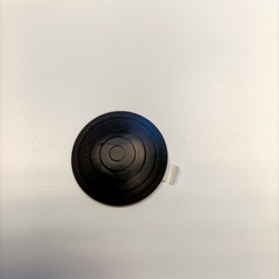 botón podotactil negro