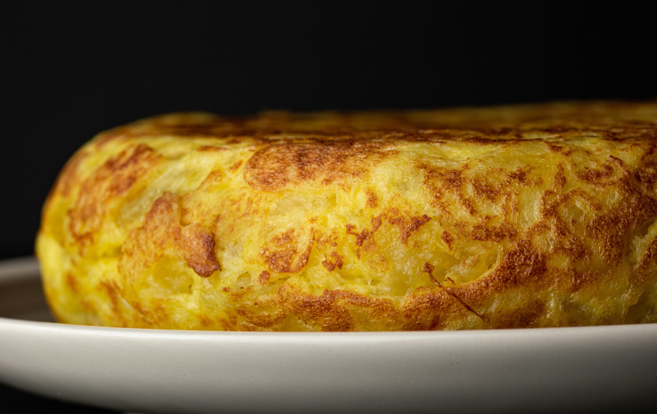 Primer plano de una tortilla de patata