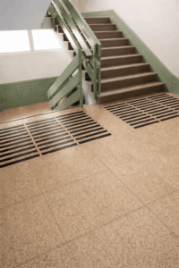 Aviso de escalera podotactil