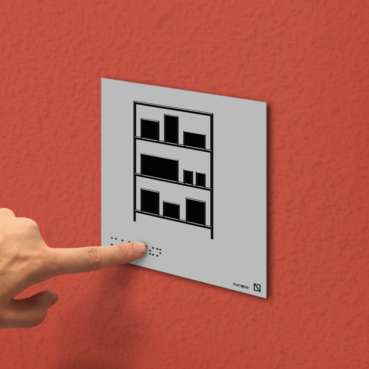 Ejemplo de colocación en pared de la placa