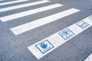 paso de peatones con pictogramas
