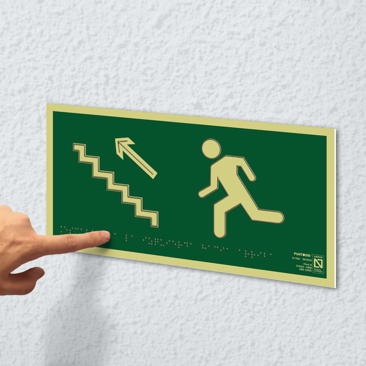 Ejemplo de colocación en pared de la placa