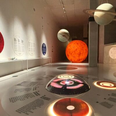 Exposición astronómica inclusiva