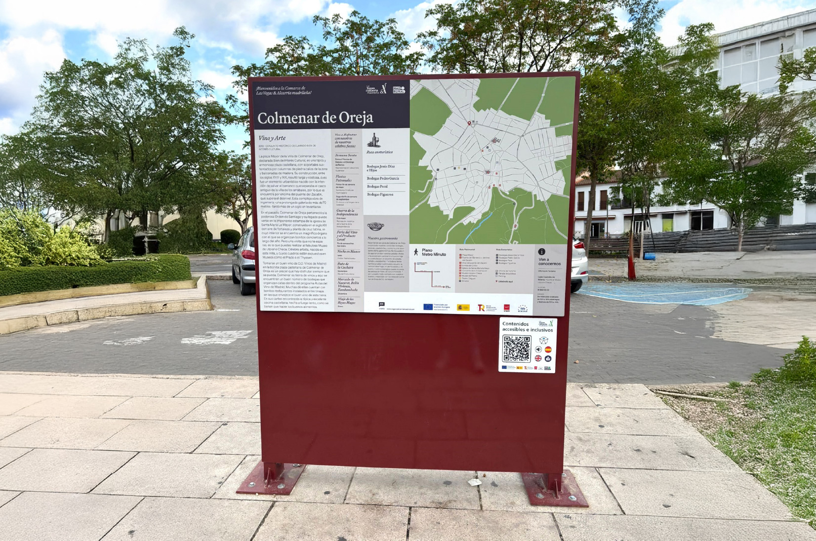 totem turistico con QR para acceder a información accesible