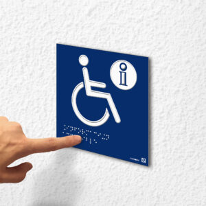 Ejemplo de colocación en pared de la placa